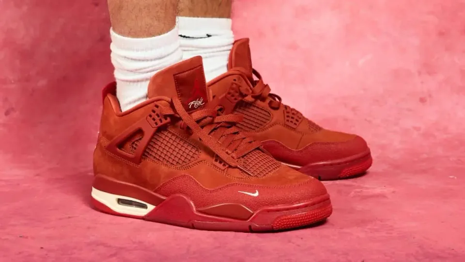 Nigel Sylvester x Air Jordan 4 OG · Foto 4 de 6