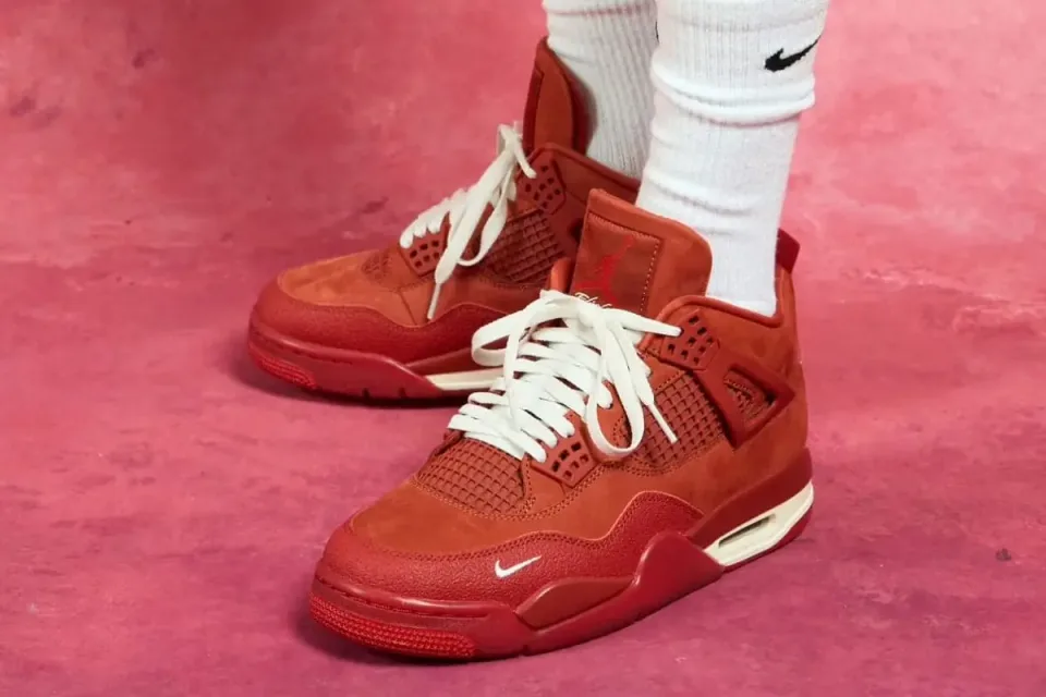 Nigel Sylvester x Air Jordan 4 OG · Foto 6 de 6