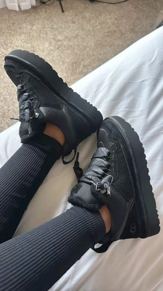 Ugg Lowmel Black · Foto 2 de 3