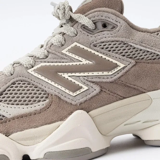 New Balance 9060 Arid Stone Mushroom · Foto 6 de 8
