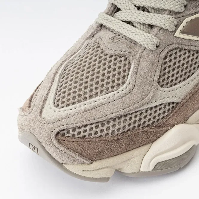 New Balance 9060 Arid Stone Mushroom · Foto 7 de 8