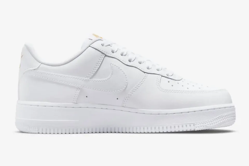 Wmns Nike Air Force 1 ’07 LX ‘Lucky Charms’ · Foto 3 de 7