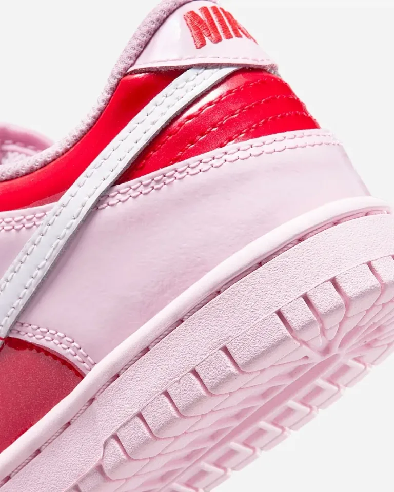 Nike Dunk Low "Valentine’s Day" · Foto 7 de 8