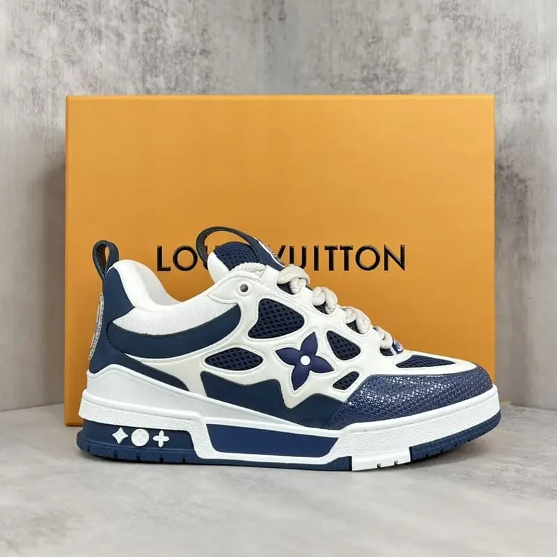 LV Skate Sneaker Marine White · Foto 2 de 8