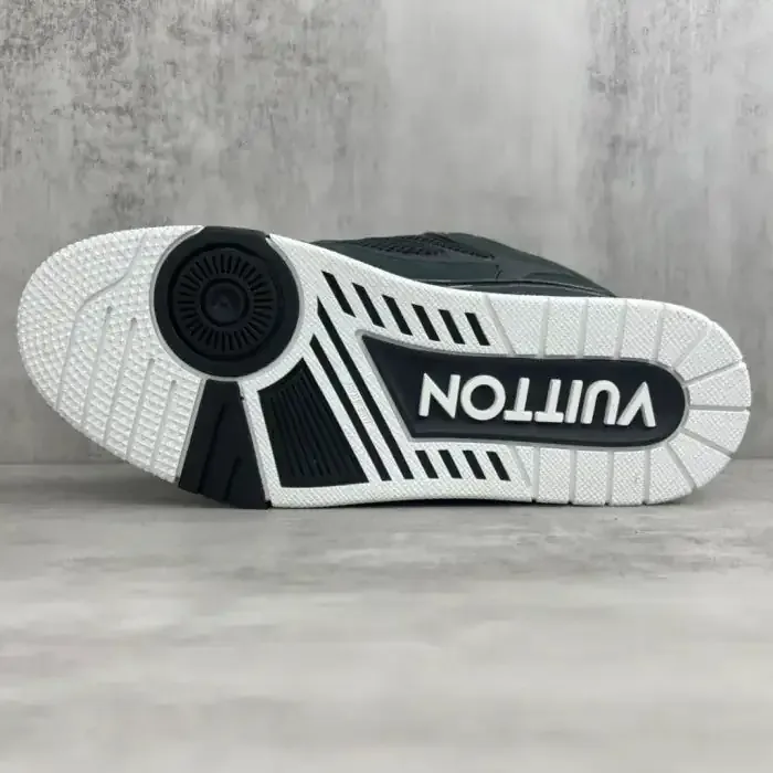 LV Skate Sneaker Black White · Foto 8 de 8