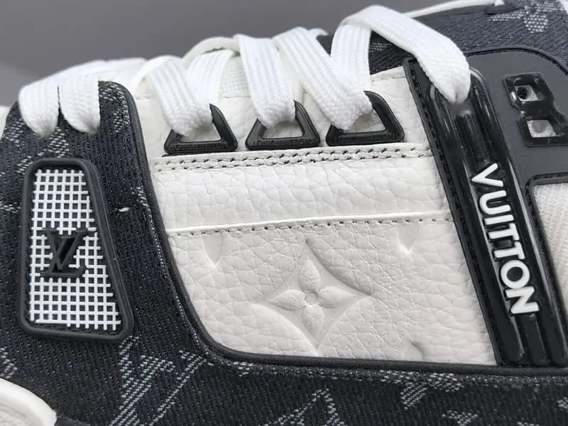LV Trainer White Black · Foto 5 de 8