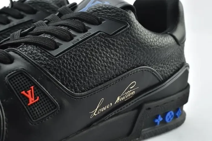 LV Trainer Black Signature · Foto 7 de 8
