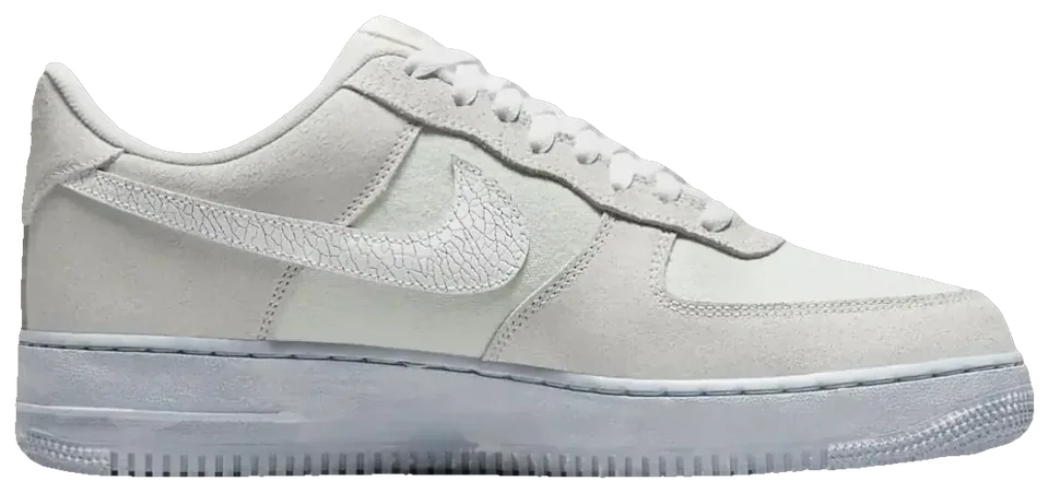 Nike Air Force 1 '07 LV8 EMB · Foto 3 de 5
