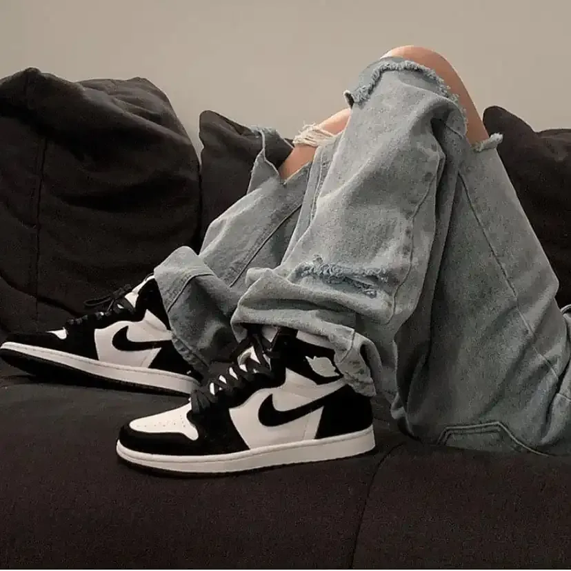 Air Jordan 1 Retro High OG Panda · Foto 3 de 6