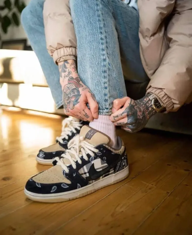 SB DNK Low Travis Scott · Foto 2 de 6