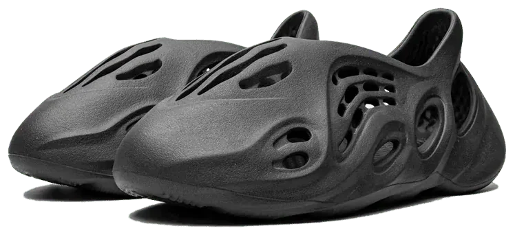 Yeezy Foam RNR Onyx · Foto 4 de 4