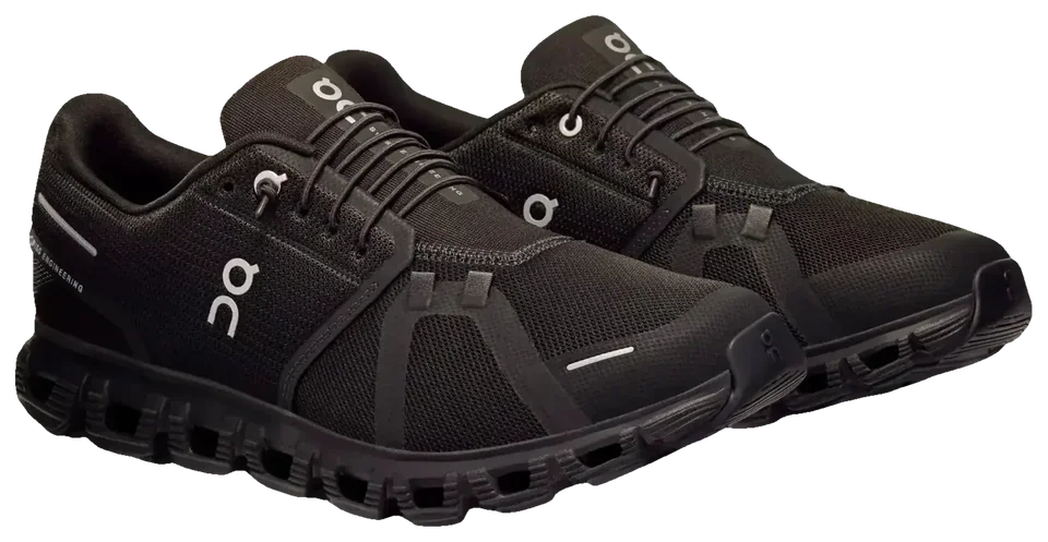 On Running Cloud 6 All Black · Foto 2 de 5