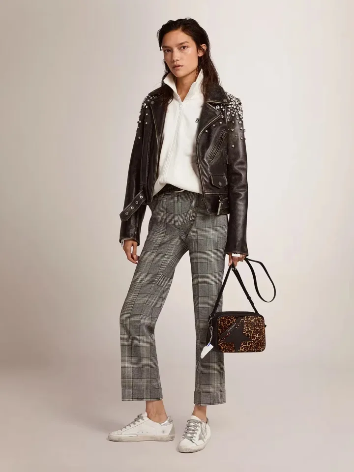 Golden Goose Super-Star Silver Heel Tab Stud Lettering · Foto 3 de 5