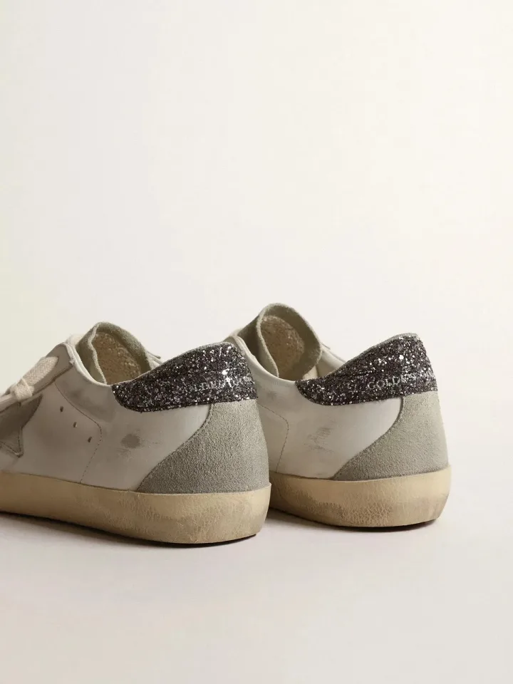 Golden Goose Super-Star Gray Star Dark Gray Glitter Heel Tab · Foto 3 de 4
