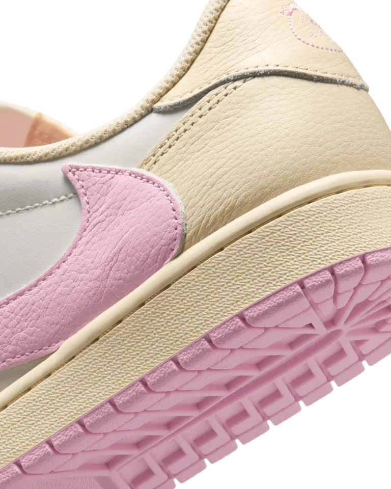 Travis Scott x Air Jordan 1 Low OG SP Shy Pink · Foto 9 de 12