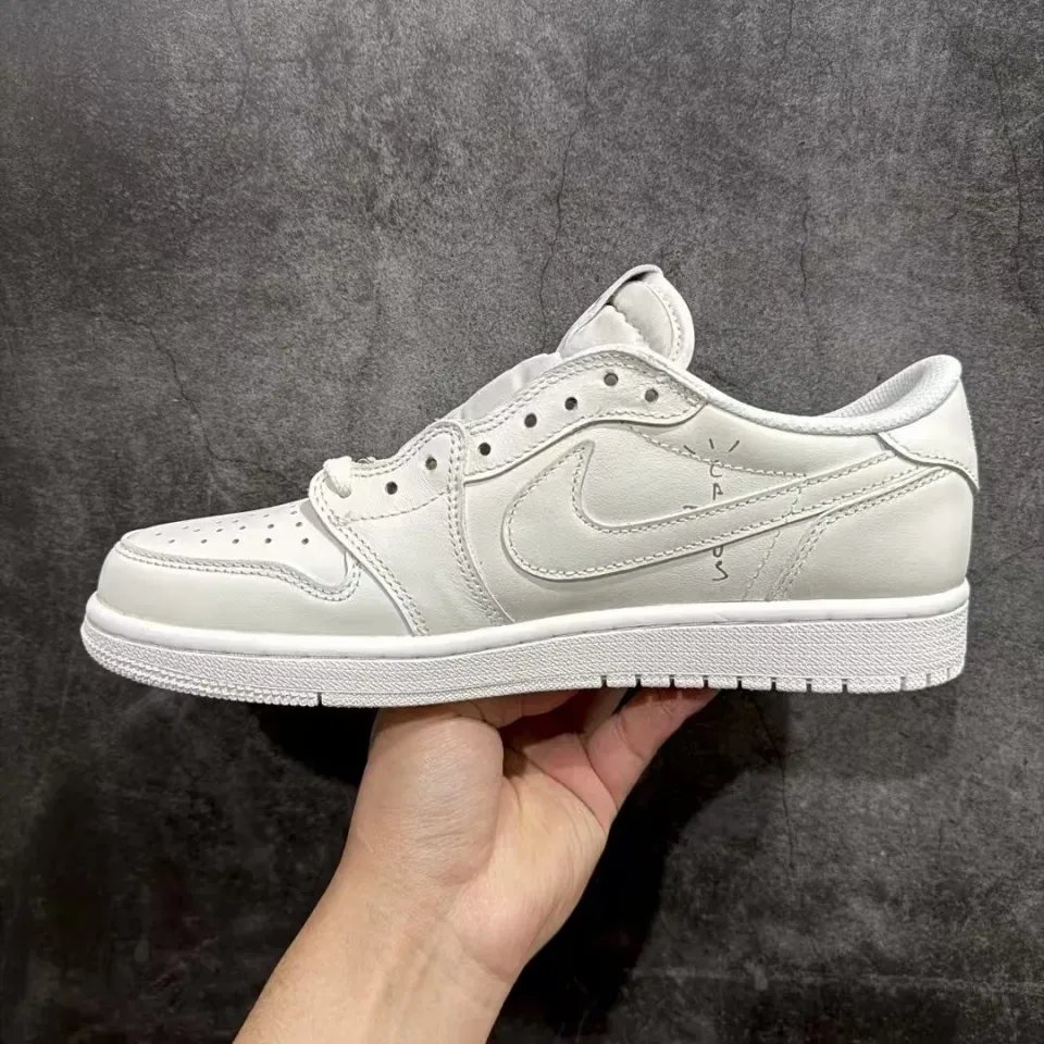 Air Jordan 1 Low OG x Travis Scott White Party · Foto 9 de 15