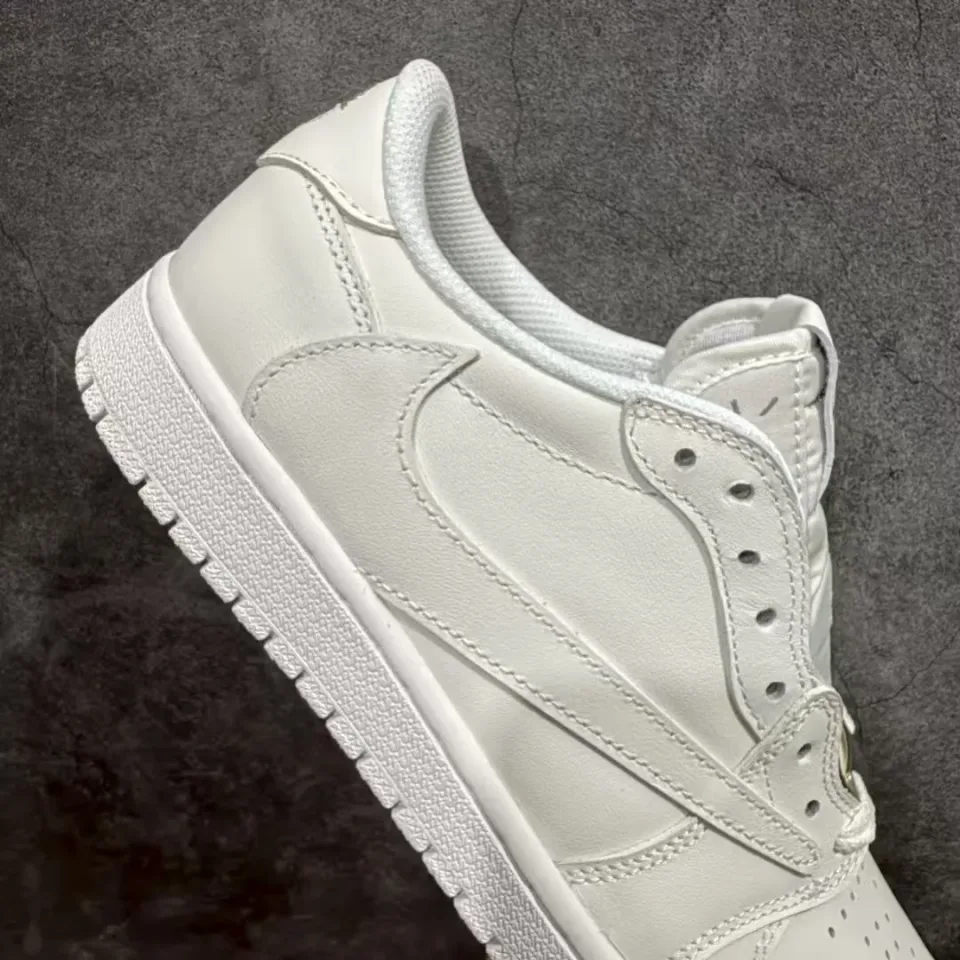 Air Jordan 1 Low OG x Travis Scott White Party · Foto 10 de 15