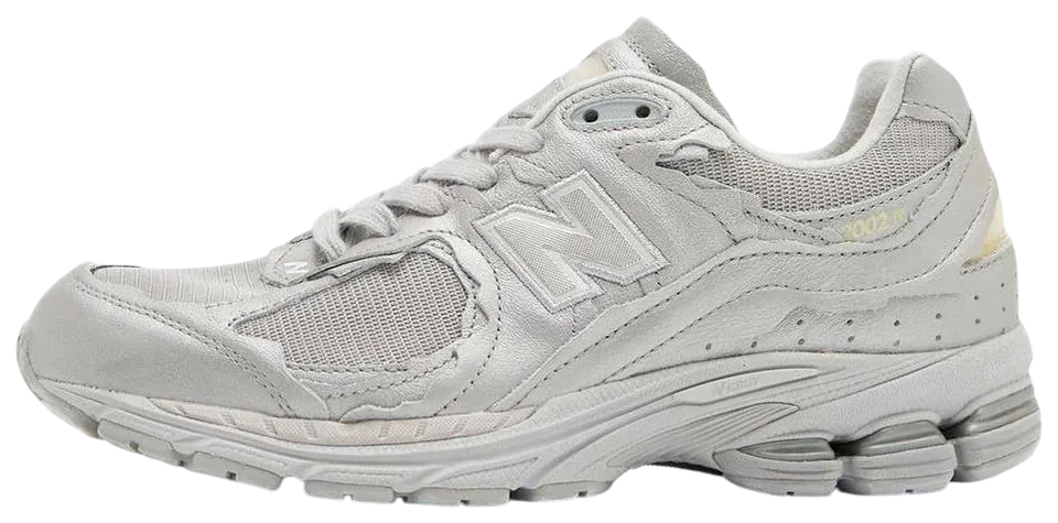 size? x New Balance 2002R Refined Future Silver · Foto 2 de 4