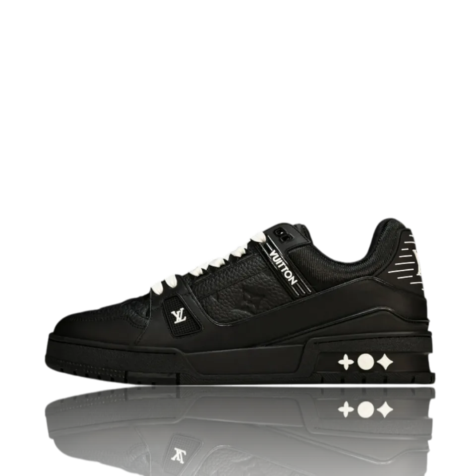 LV Trainer Low Monogram Black Embossed · Foto 2 de 9