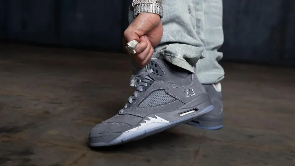 Air Jordan 5 Retro "Wolf Grey" · Foto 2 de 6