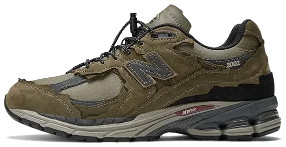 New Balance 2002R Protection Pack Dark Moss · Foto 2 de 4