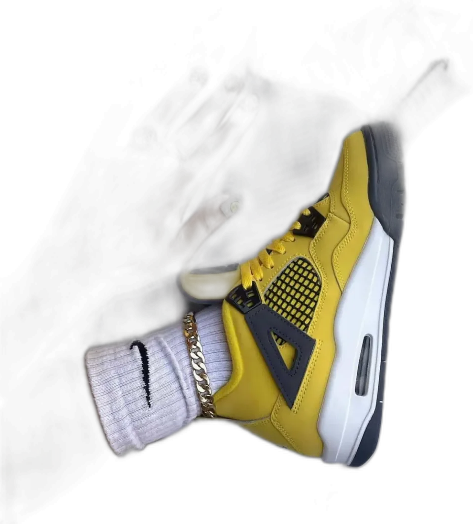 Air Jordan 4 Retro Tour Yellow Lightning · Foto 3 de 6