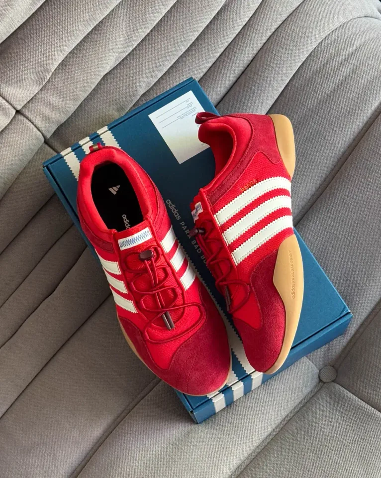 adidas x Bad Bunny Ballerina 'Vivid Red Chalk White Power Red' · Foto 3 de 6