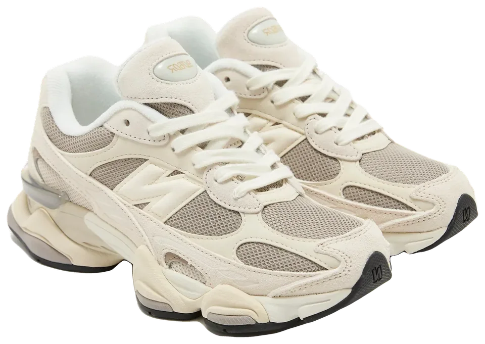 New Balance 9060R Beige · Foto 3 di 6