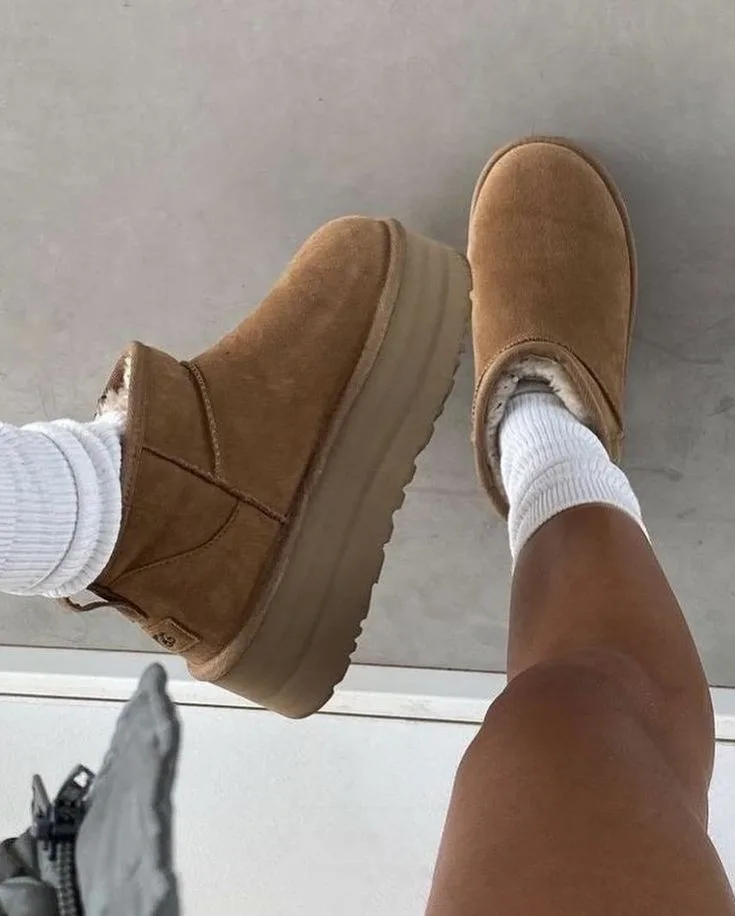 UGG Classic Ultra Mini Sand · Photo 2 of 4