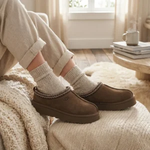 UGG TAZZ SLIPPER HICKORY