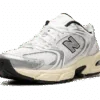 New Balance 530 White / Silver